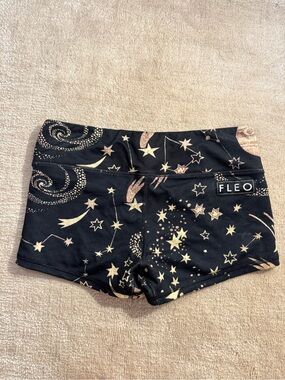 Fleo shorts